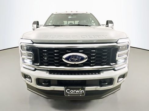New 2026 Ford F450 Platinum image 2