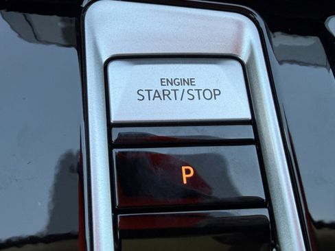 New 2026 Volkswagen Atlas SEL image 22