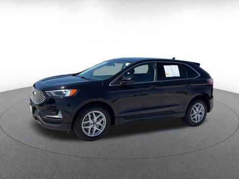 Used 2024 Ford Edge SEL AWD/4WD image 8