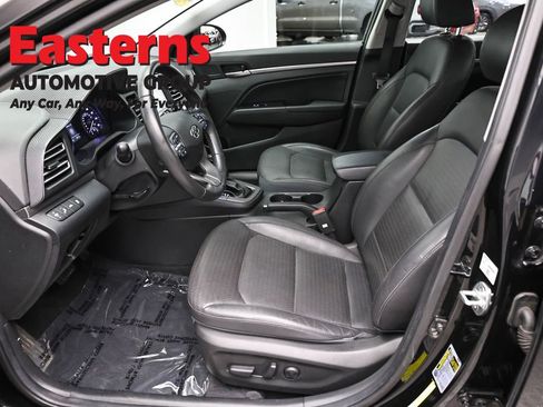Used 2020 Hyundai Elantra Limited w/ Winter Weather Package FWD image 14