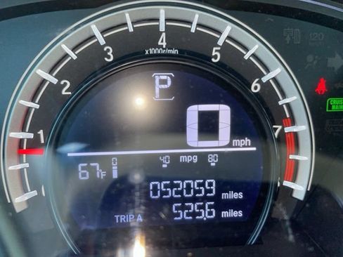 Used 2017 Honda CR-V LX image 10