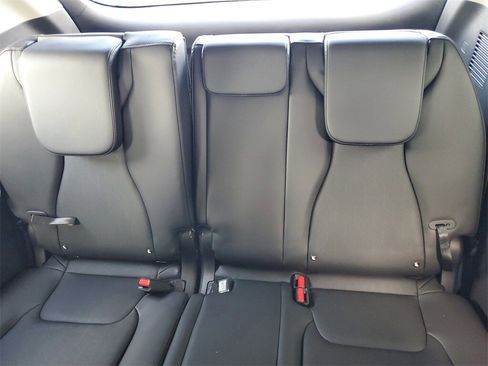 New 2026 Kia Carnival EX image 22