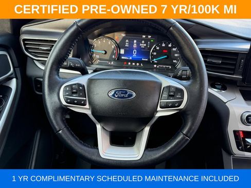 Used 2023 Ford Explorer XLT w/ Equipment Group 202A AWD/4WD image 18