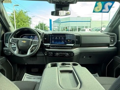 Certified 2026 Chevrolet Silverado 2500 LT AWD/4WD image 3