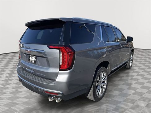 Used 2022 GMC Yukon Denali w/ Advanced Technology Package image 5