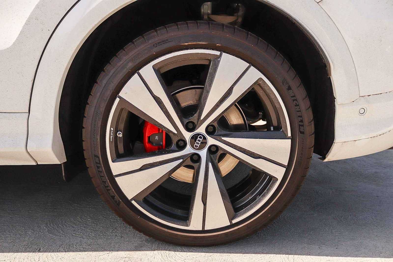 New 2026 Audi SQ5 Premium Plus AWD/4WD image 13