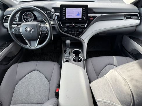 Used 2023 Toyota Camry LE image 19