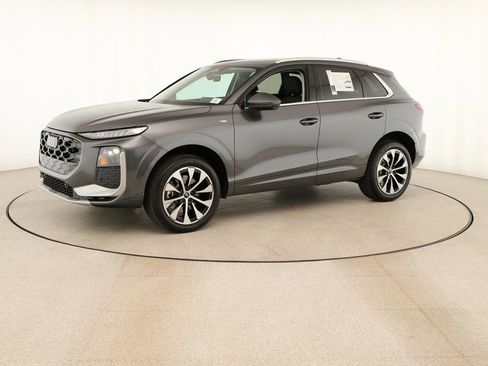 New 2026 Audi Q3 quattro 2.0T AWD/4WD image 13