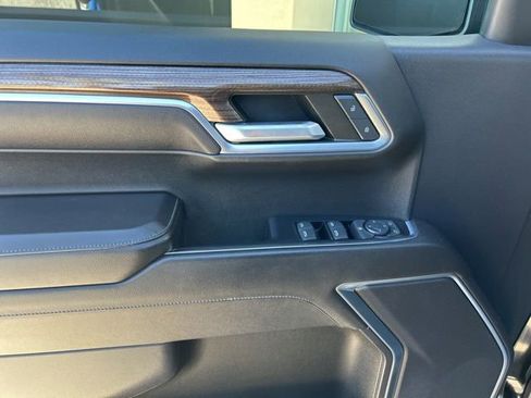 Used 2022 Chevrolet Silverado 1500 LT image 14