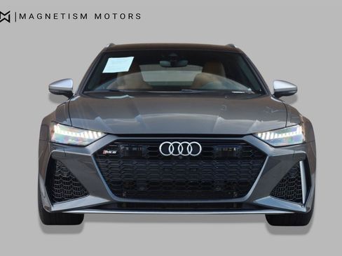 Used 2022 Audi RS 6 w/ Executive Package AWD/4WD image 4