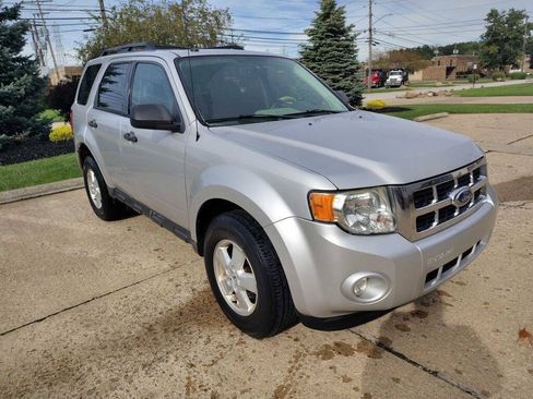 Used 2009 Ford Escape XLT FWD image 5