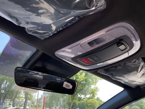 New 2025 Hyundai Elantra SEL image 23