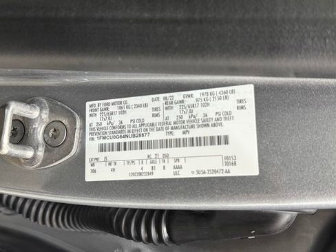 Used 2022 Ford Escape SE w/ Convenience Package image 20