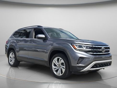 Certified 2022 Volkswagen Atlas SE FWD image 9