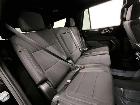 Used 2024 GMC Yukon SLE image 21