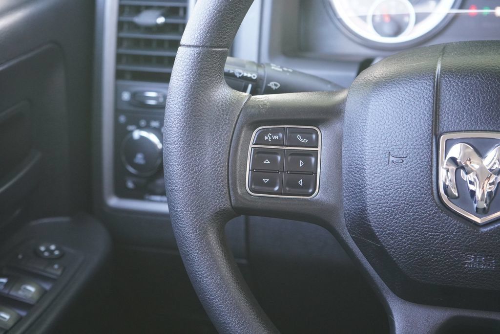 Used 2018 RAM 1500 Express w/ Express Value Package AWD/4WD image 15