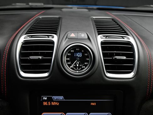 Used 2015 Porsche Cayman GTS image 71