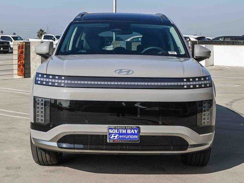 New 2026 Hyundai Ioniq 9 Calligraphy AWD/4WD image 2
