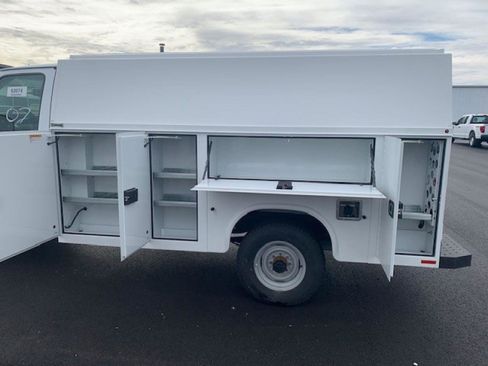 New 2025 Ford E-350 and Econoline 350 Super Duty w/ Power Equipment Group image 2