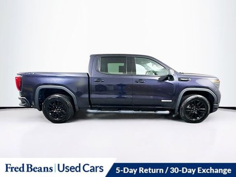 Used 2022 GMC Sierra 1500 Elevation image 9