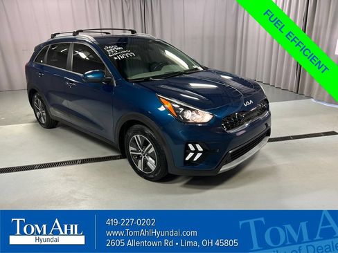 Used 2022 Kia Niro LXS FWD image 1