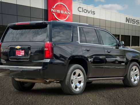 Used 2015 Chevrolet Tahoe LTZ AWD/4WD image 3