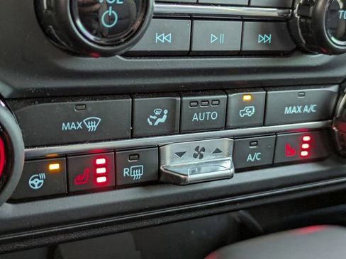 Used 2024 Ford Bronco Wildtrak AWD/4WD image 26