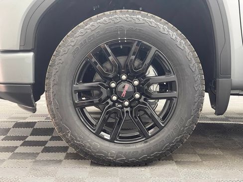 New 2026 GMC Sierra 1500 Elevation w/ Elevation Select Package AWD/4WD image 13