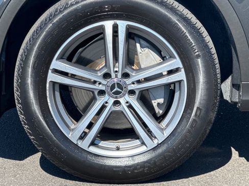 Used 2020 Mercedes-Benz GLC 300 image 31