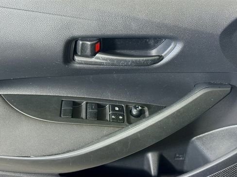 Used 2022 Toyota Corolla LE FWD image 23