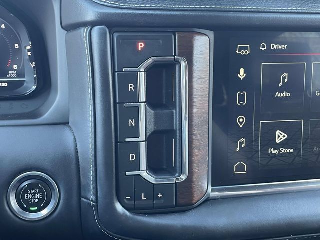 Used 2023 GMC Yukon XL Denali Ultimate AWD/4WD image 32