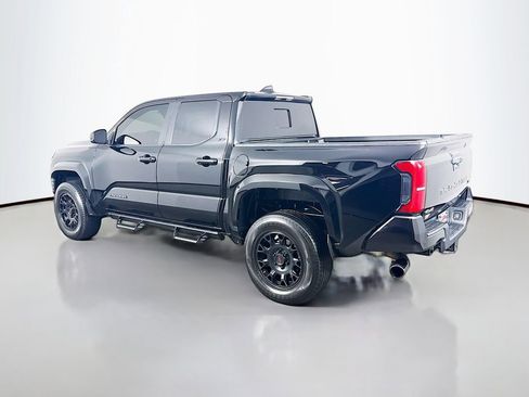 Used 2024 Toyota Tacoma SR5 w/ SR5 Upgrade Package image 7