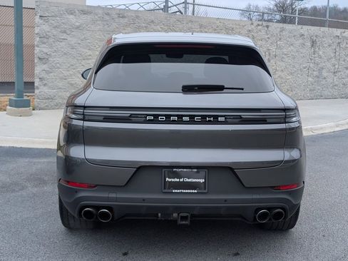 Certified 2024 Porsche Cayenne image 7