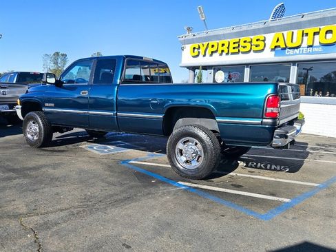 Used 1997 Dodge Ram 2500 Truck 4x4 Club Cab image 3