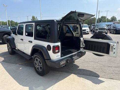Used 2020 Jeep Wrangler Unlimited Sport S AWD/4WD image 71