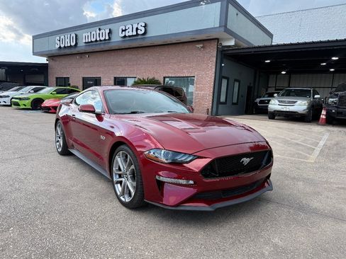 Used 2019 Ford Mustang GT Premium RWD image 2