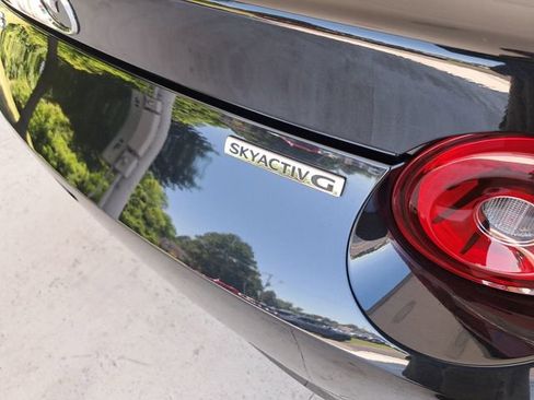 Used 2025 MAZDA MX-5 Miata RF Grand Touring RWD image 8