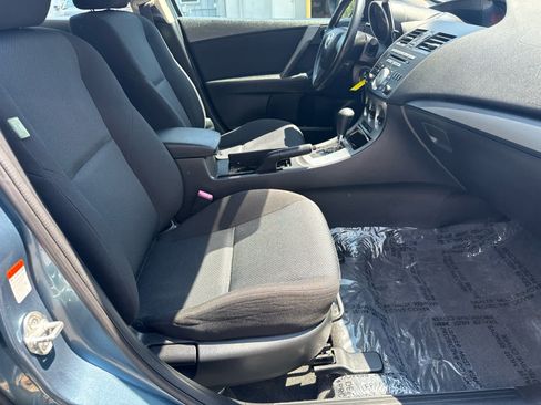 Used 2011 MAZDA MAZDA3 i Sport FWD image 12