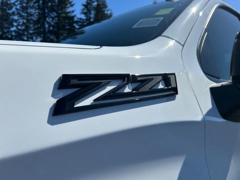 Used 2024 Chevrolet Silverado 1500 RST w/ Convenience Package II AWD/4WD image 35