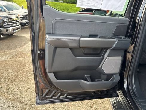 Used 2025 Ford F150 Lariat AWD/4WD image 19