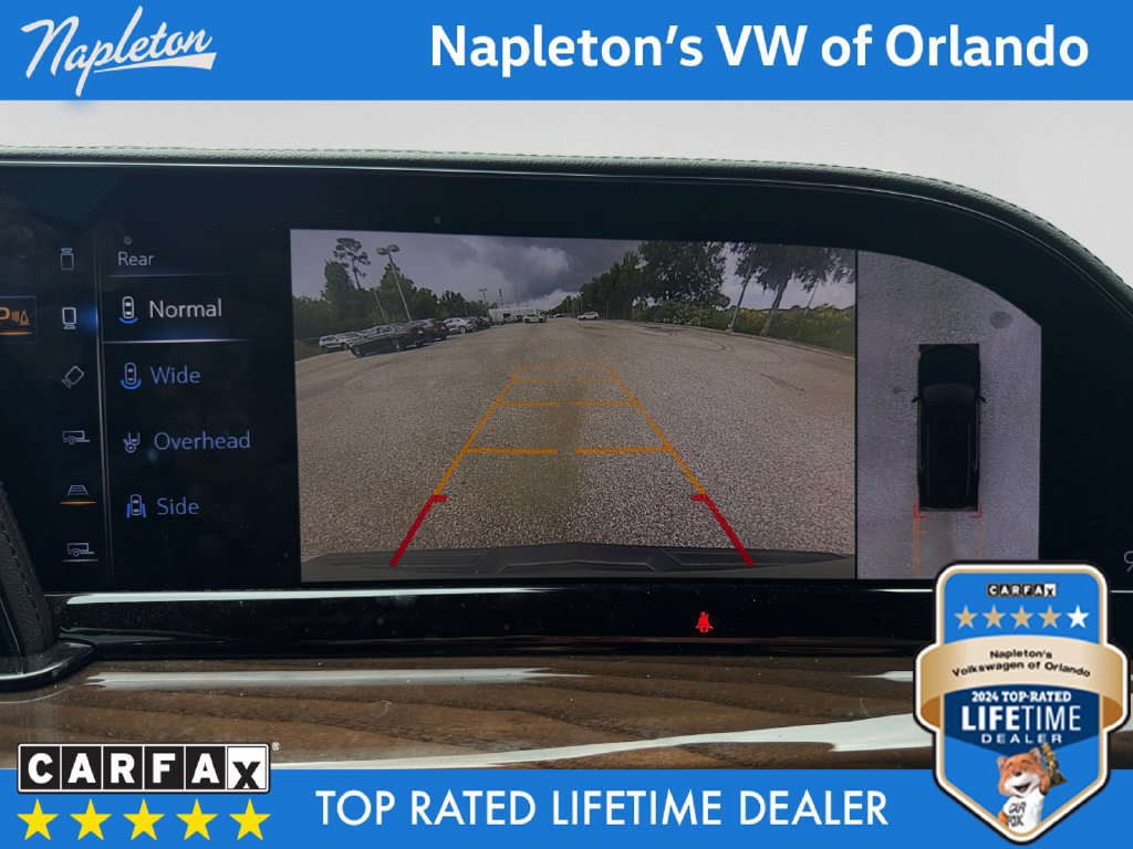 Used 2023 Cadillac Escalade Sport Platinum w/ LPO, ONYX Package AWD/4WD image 16