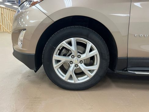 Used 2018 Chevrolet Equinox LT image 31