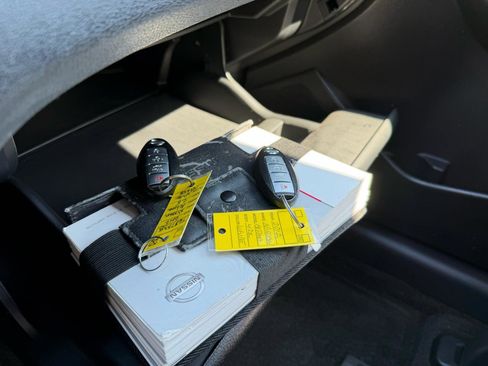 Used 2012 Nissan Altima 2.5 SL w/ 2.5SL Pkg FWD image 19