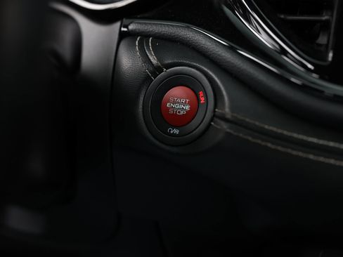 Used 2022 Dodge Durango SRT w/ Technology Group AWD/4WD image 35