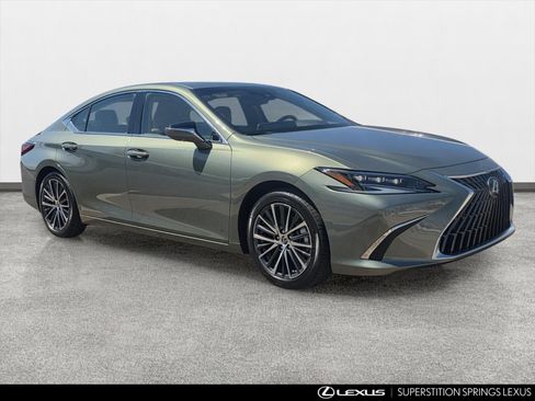 Used 2024 Lexus ES 300h w/ Accessory Package (Z2) FWD image 2