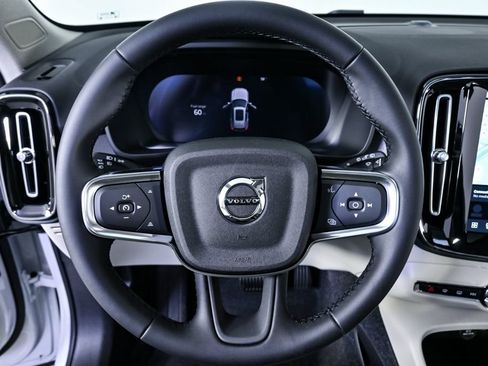 New 2026 Volvo XC40 B5 Plus w/ Protection Package Premier AWD/4WD image 8