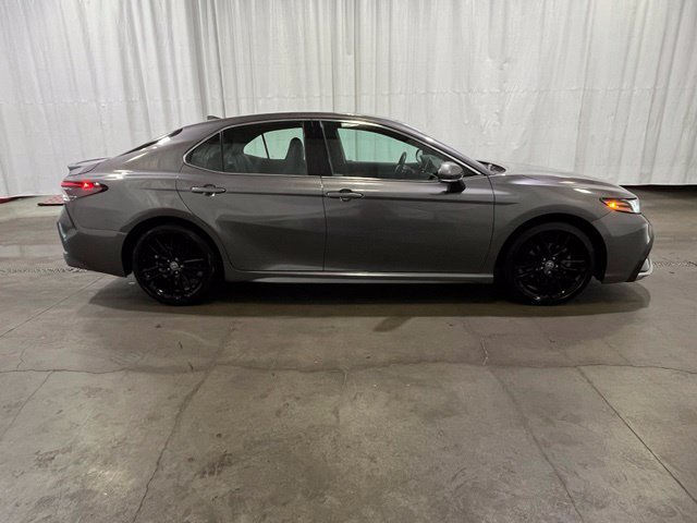 Certified 2021 Toyota Camry XSE FWD image 3