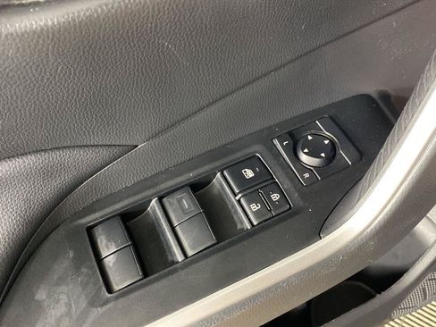 Used 2024 Toyota RAV4 LE AWD/4WD image 22