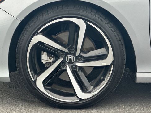 Used 2022 Honda Accord Sport image 25
