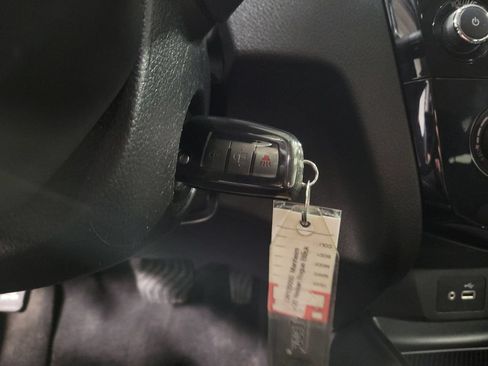 Used 2020 Nissan Rogue S AWD/4WD image 20